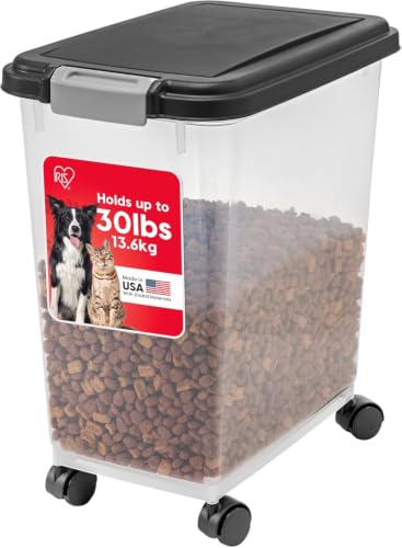 IRIS USA Airtight Pet Food Container (30 lb)